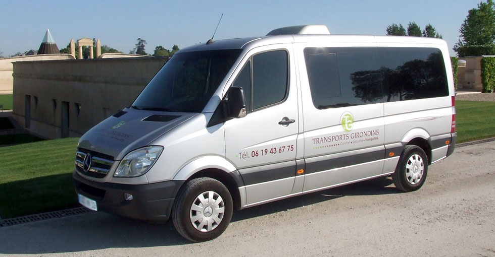 Minibus de 8 places passagers + conducteur